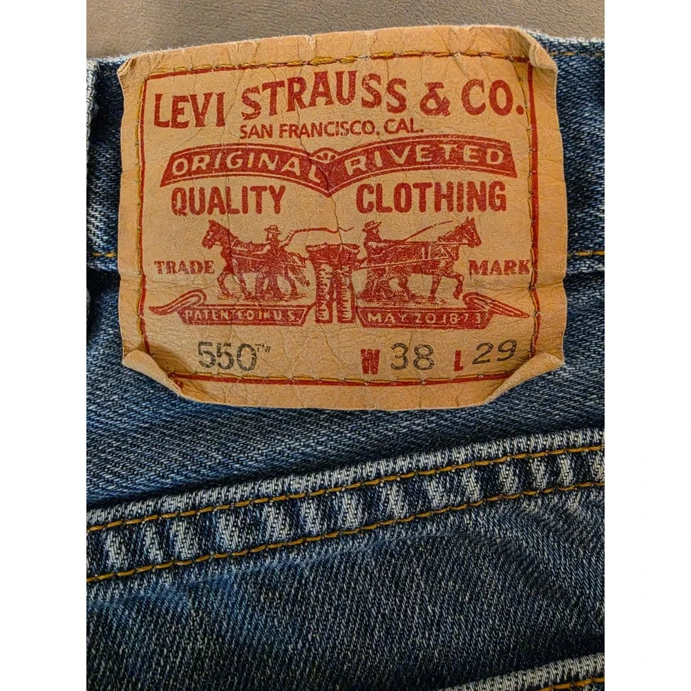 Levis 550 Relaxed Fit Jeans Mens 38x29 Medium Wash Blue Denim Tapered Leg